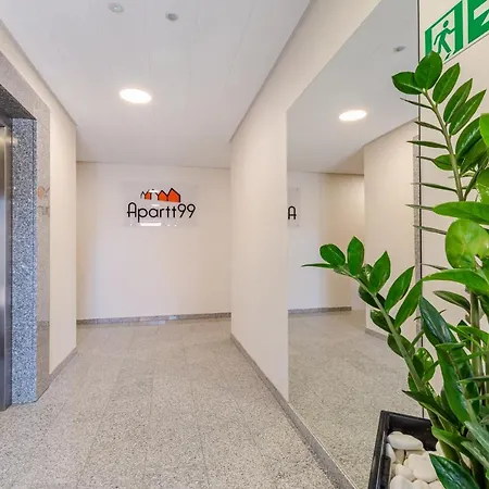 Apartt99 By Q4 Apartments Leba