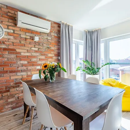 Apartt99 By Q4 Apartment Leba